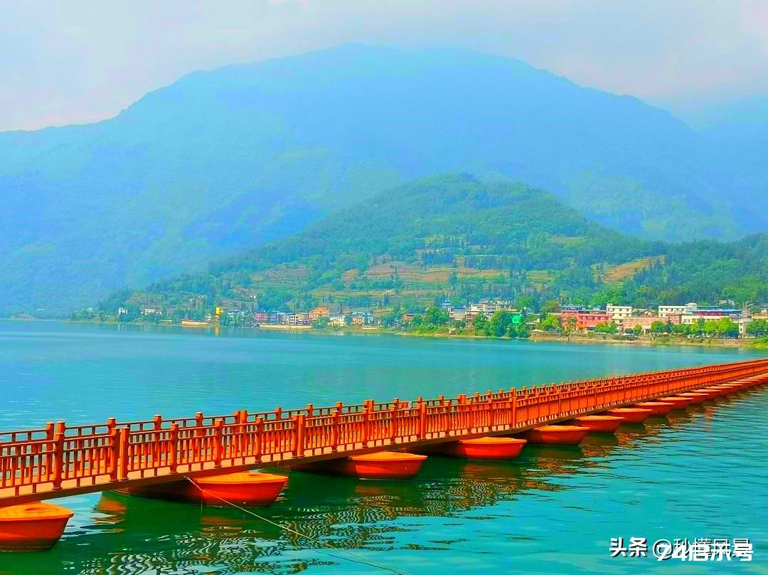 四川有个低调的湖，景色媲美泸沽湖，人少景美没有门票