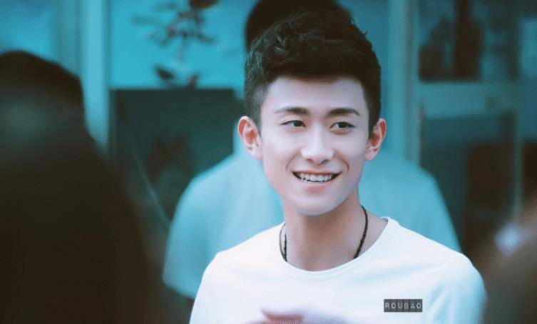 杨紫以为张一山是夏雨的儿子，傲娇本性暴露