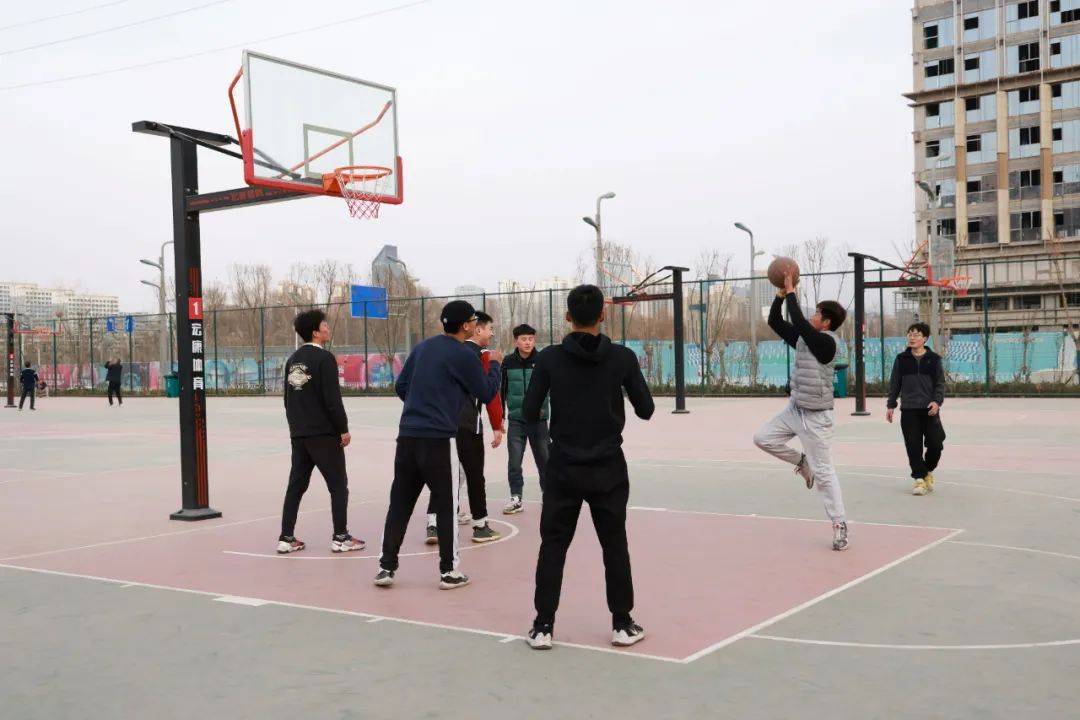 兰奥小贴士丨冬季运动要注意什么？这几点要记牢→