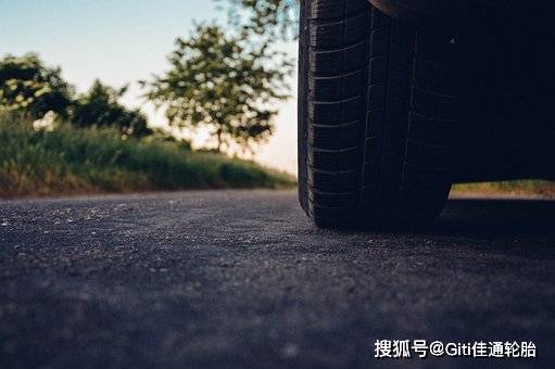 轮胎不幸扎钉怎么办？换胎是唯一的解决办法？