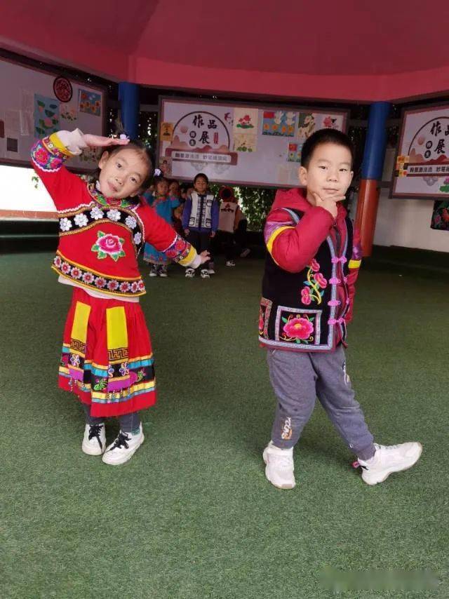 情暖冬至 欢度彝族年——楚雄永仁县城区幼儿园开展迎冬至欢度彝族年活动