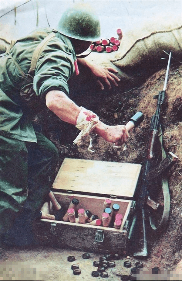 59式木柄手榴弹图片