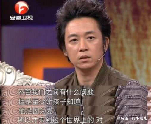 董洁育儿方式太奇葩：一天亲儿子一百次，与未来儿媳比美