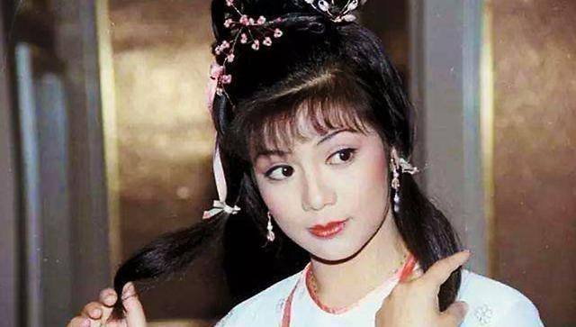 黄蓉脏话多，洪七公形象一落千丈，83版射雕好坏参半？