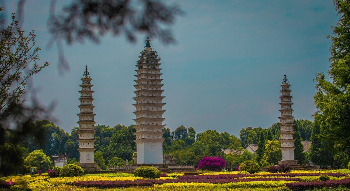 彩云之南四季如春的省会昆明-东寺街，西寺巷，茅斯拐拐小楼上