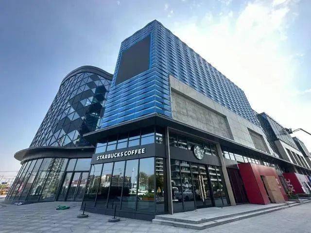 华润联合体197亿夺广州超级地块；上海松江印象城揽获二期地块；中国最西端万达广场开业