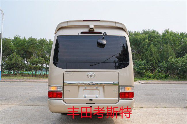mpv商务车大全7座推荐_2015年7座mpv车型推荐_吉利7座mpv商务车图片
