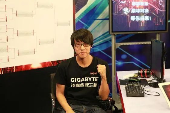 兽族tr战术_兽族战术体系_兽族战术
