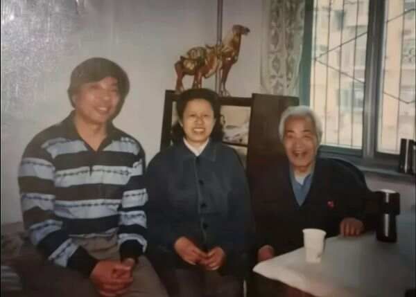 知名“中医肿瘤”专家贾堃，研制出治癌名方，曾无偿捐献给国家