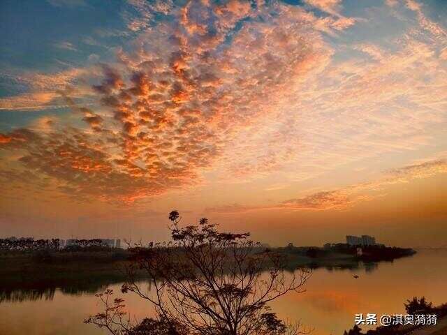 心宽天地阔，名利淡如烟