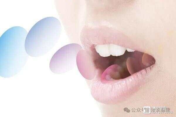 嘴巴老是有股怪味医生：口腔异味或与这些疾病有关，别不当回事