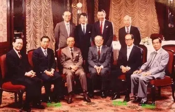 李兆基中学_李兆基_李兆基儿子李嘉诚身价