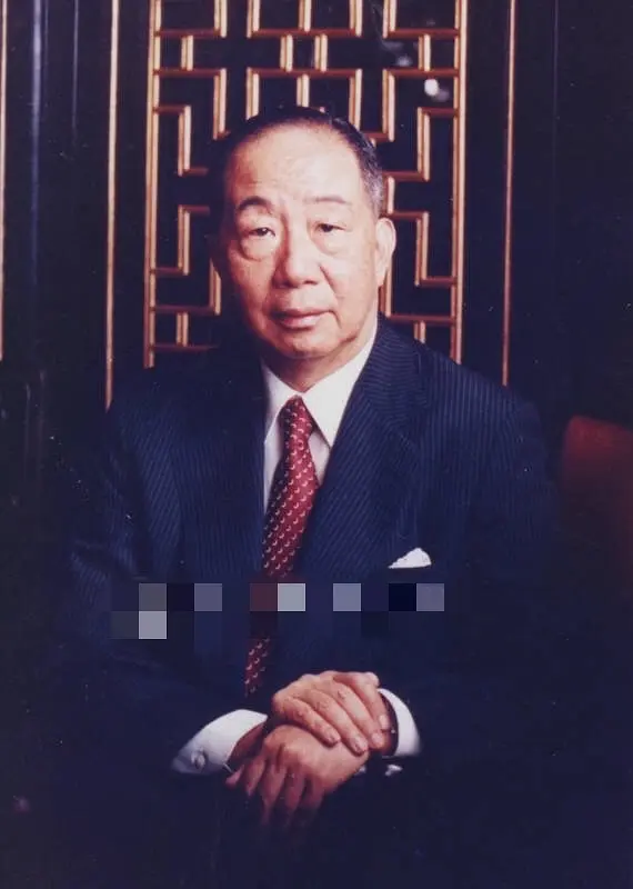 李兆基中学_李兆基儿子李嘉诚身价_李兆基